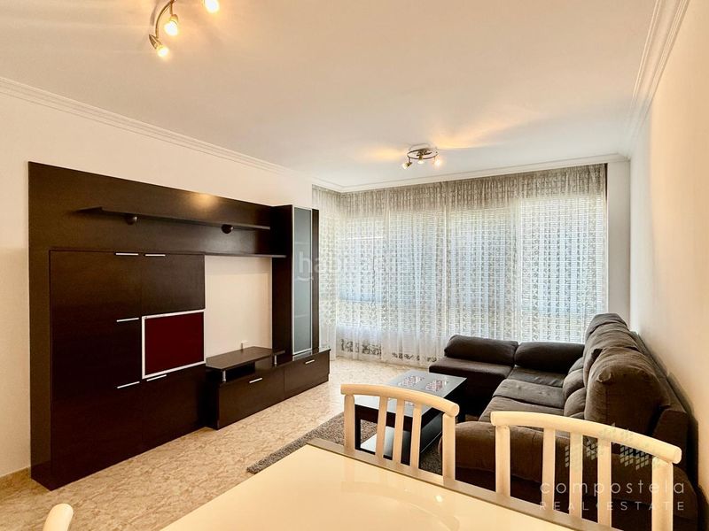 Foto bc5359e7-99b2-47d9-909f-e50d3cae8906. Rent flat with heating parking in O Milladoiro Ames