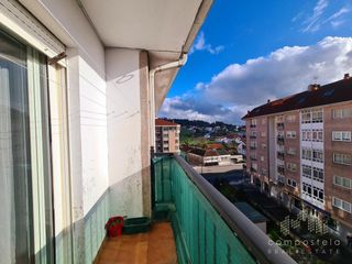 Flat in Avda. Rosalía de Castro
