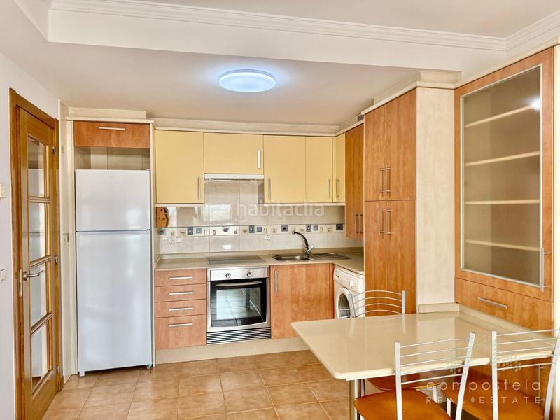 Foto e33354ac-eb72-4416-95b7-ccce30ec0a75. Rent flat with heating parking in O Milladoiro Ames