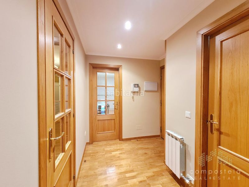 Foto eda53970-83b4-462b-a94d-0587744eb311. Flat with heating parking in O Milladoiro Ames