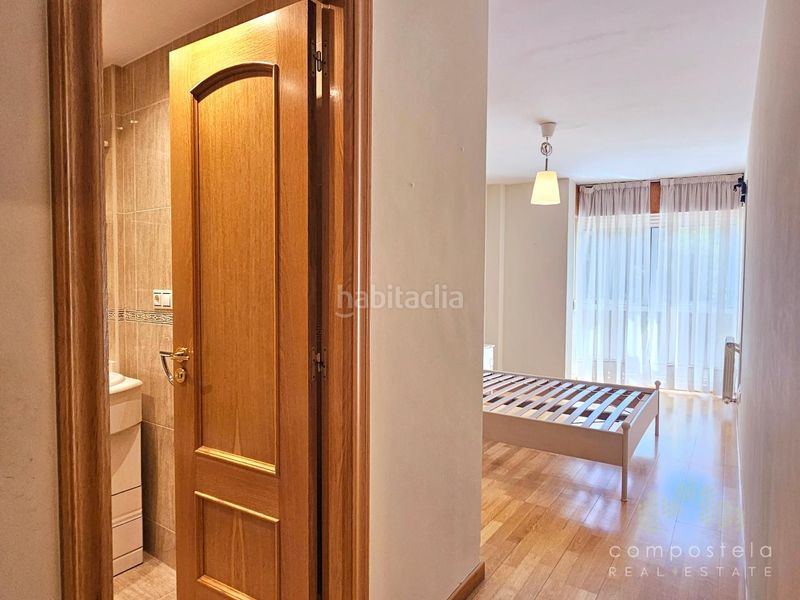 Foto dd357c36-89b9-4ee5-86b3-8d12938a5ac7. Flat with heating parking in O Milladoiro Ames
