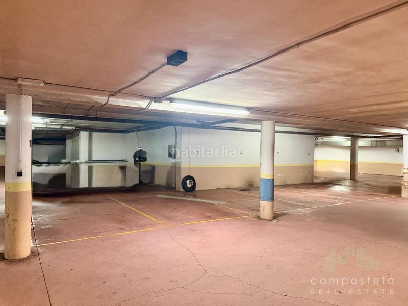 Foto e6d2a484-0c4a-481d-960f-29cd37bf5855. Rent flat with heating parking in O Milladoiro Ames