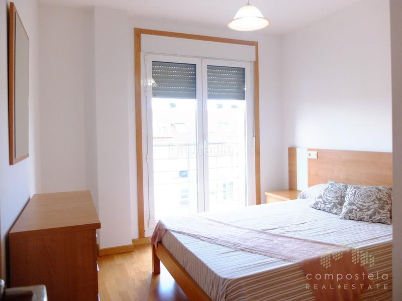 Foto 1e629230-5213-4071-a64b-b111fd5a3721. Rent flat with heating in O Milladoiro Ames
