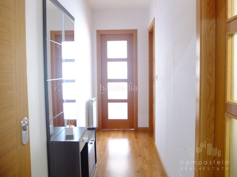 Foto 4872b73b-71d4-43b1-bdaa-59a6b5c5f949. Rent flat with heating in O Milladoiro Ames