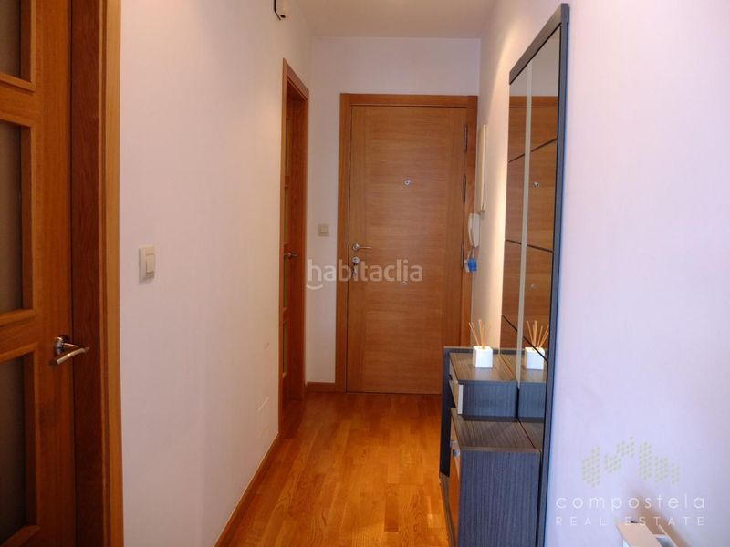 Foto 9d2ac31b-00cd-4d1c-8473-56383086c04d. Rent flat with heating in O Milladoiro Ames