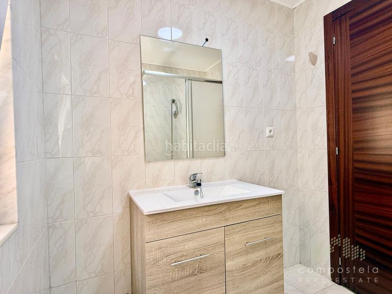 Foto cb6253c1-2803-43d7-8410-a2bd4f9a46d1. Lloguer casa amb calefacció aparcament a Baña (A)