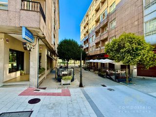 Appartamento in Avenida Rosalía de Castro
