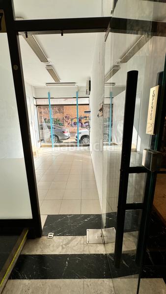 Foto 2ca8a6bc-8e5c-4535-b6fb-9f38ca15a6c9. Local comercial a Centre Torredembarra