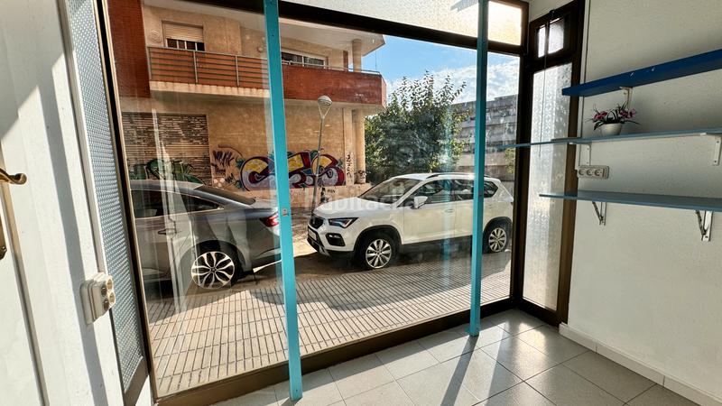 Foto cba33b7c-ce78-46bd-bfd4-d5e1098fd42a. Local comercial a Centre Torredembarra