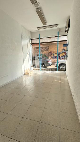Foto eac0d1f5-1d3d-48fa-9129-faa5bec6e4dc. Local comercial a Centre Torredembarra