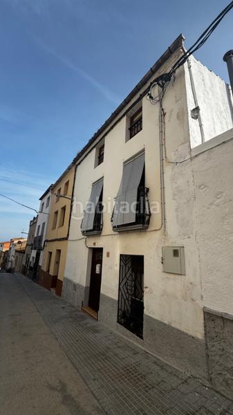 Foto 3ab61ed9-a585-44ae-ba01-1d6e3e617d32. Masia amb calefacció aparcament a Tivissa