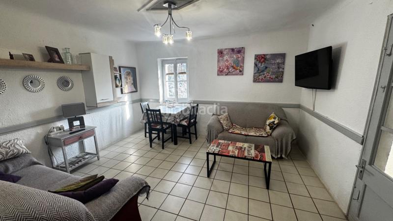 Foto 4a0bbd82-9cba-4c70-b066-098c9e4a6e6a. Masia amb calefacció aparcament a Tivissa