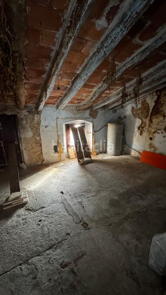 Foto cc02ae3e-8d10-452b-8b24-b133881759bb. Masia amb calefacció aparcament a Tivissa