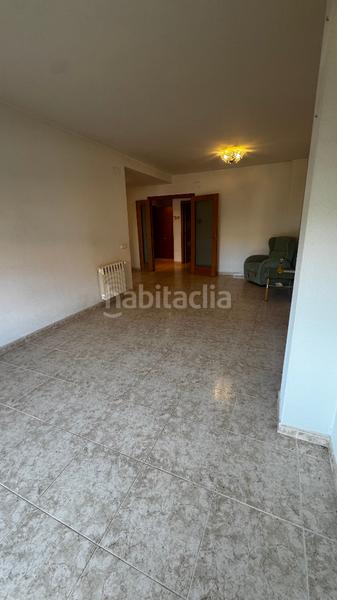 Foto 2090c885-be90-4b8e-b8bb-f659eb6470c9. Flat with heating parking in Centre Torredembarra