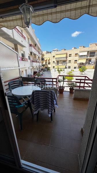 Foto ba8d0784-751c-4441-aa49-f83de6fe2d73. Pis amb piscina a Centre Torredembarra