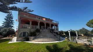 Maison à Clarà. Espectacular mansión de 800 m² en gran finca de 2.000 m² — zona
