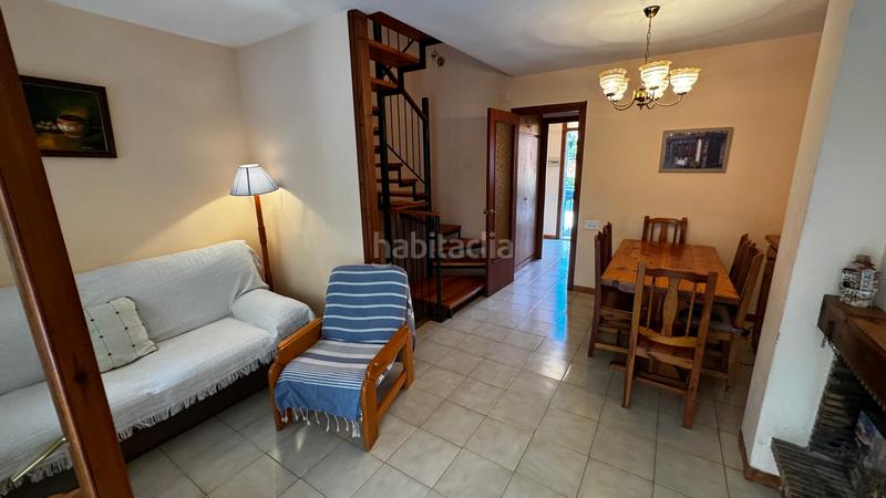 Foto d6d95ece-f562-45e5-9ad8-715f6e2f9e5f. Lloguer casa adossada amb xemeneia a Els Munts Torredembarra