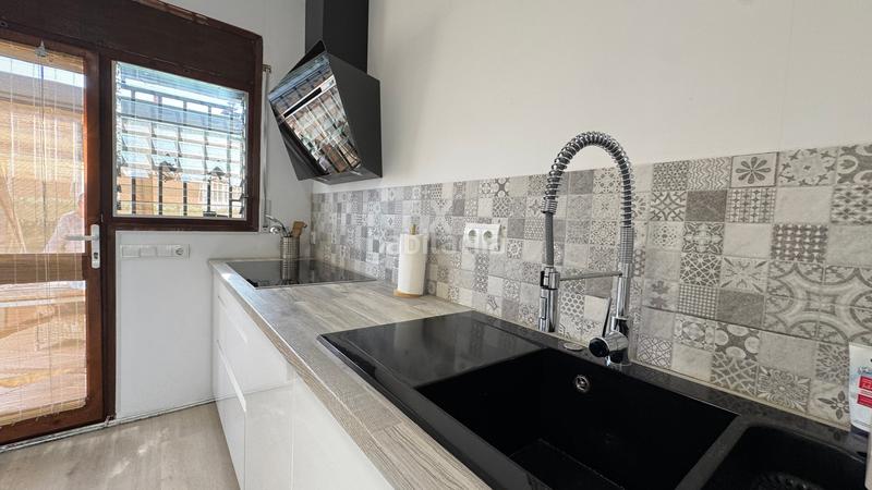 Foto 2b693906-750d-4455-9963-f6ef95175bd1. Xalet amb xemeneia calefacció aparcament piscina a Torredembarra