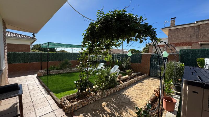 Foto 415f20bd-bd4f-4a6e-a3c0-454cf5d6817a. Xalet amb xemeneia calefacció aparcament piscina a Torredembarra