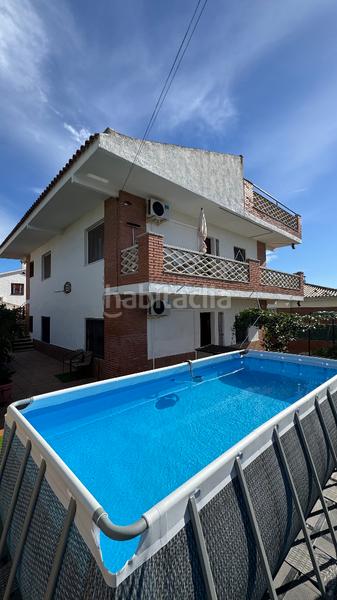 Foto 41795d68-554f-4b36-a08f-c43d6c1258ed. Xalet amb xemeneia calefacció aparcament piscina a Torredembarra