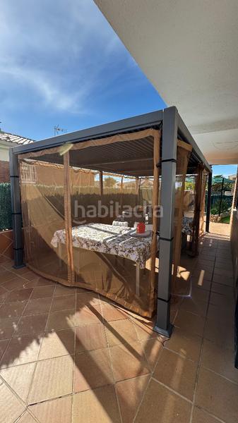 Foto 586598f5-774d-446f-9c25-dad08d82ea1a. Xalet amb xemeneia calefacció aparcament piscina a Torredembarra