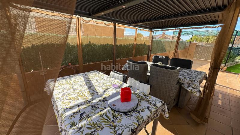 Foto 58d2502d-760d-48e8-8077-5ddef8d9e733. Xalet amb xemeneia calefacció aparcament piscina a Torredembarra