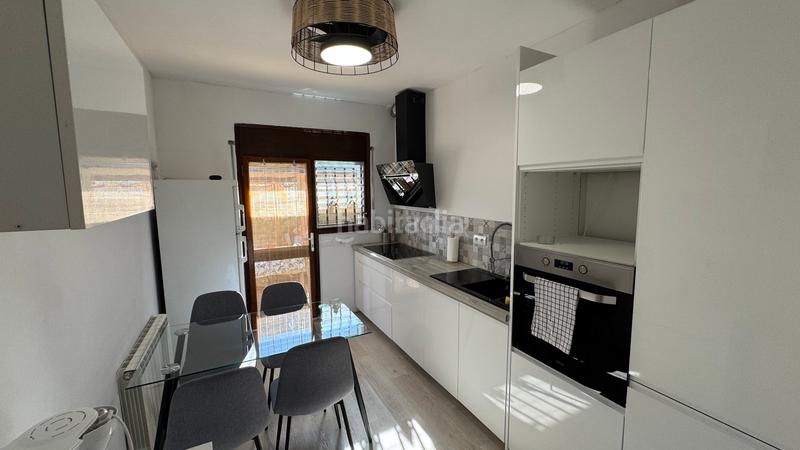 Foto a3fc63df-8cab-4659-b867-d6e99f37b4e5. Xalet amb xemeneia calefacció aparcament piscina a Torredembarra