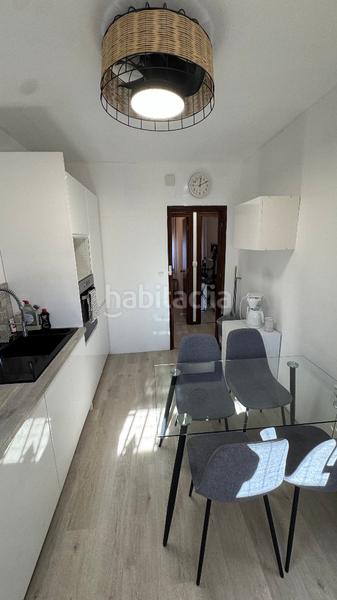 Foto b8fcba11-f413-42d4-a713-9b97ac1b05f1. Xalet amb xemeneia calefacció aparcament piscina a Torredembarra