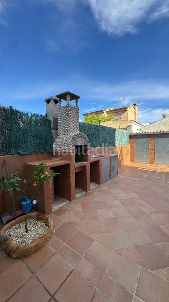 Foto c3d8c315-e849-4422-aebe-251b80c04273. Xalet amb xemeneia calefacció aparcament piscina a Torredembarra