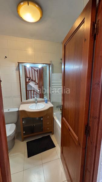 Foto 4a3d6b88-0408-483f-9669-32bc5aa2a68c. Casa a schiera con camino riscaldamento piscina in Torredembarra