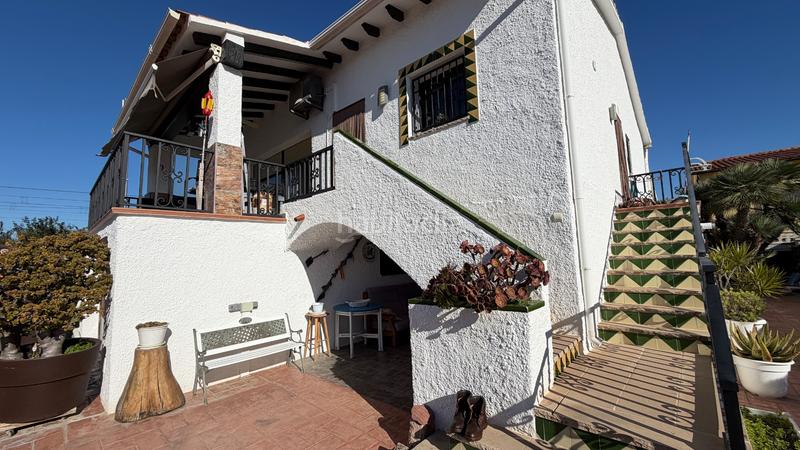 Foto 2134bc02-4b1f-4873-b903-40d1a6975479. Xalet amb xemeneia a Creixell