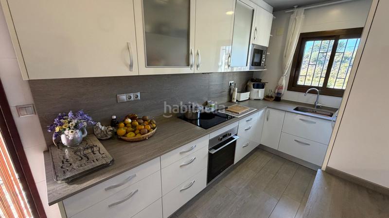 Foto f9333949-b5eb-46e9-a462-b316d291a119. Xalet amb xemeneia a Creixell