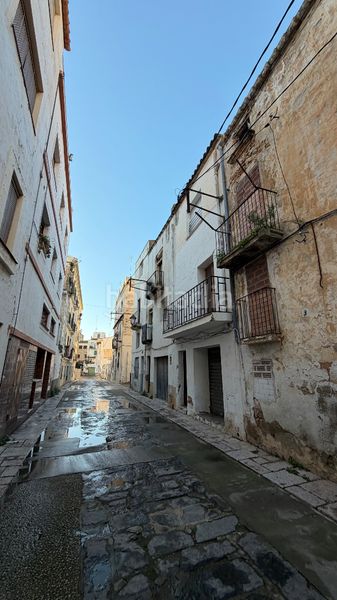 Foto e4b2b138-bddb-4c22-9601-65a10fc75ba3. Casa adossada a Centre Torredembarra