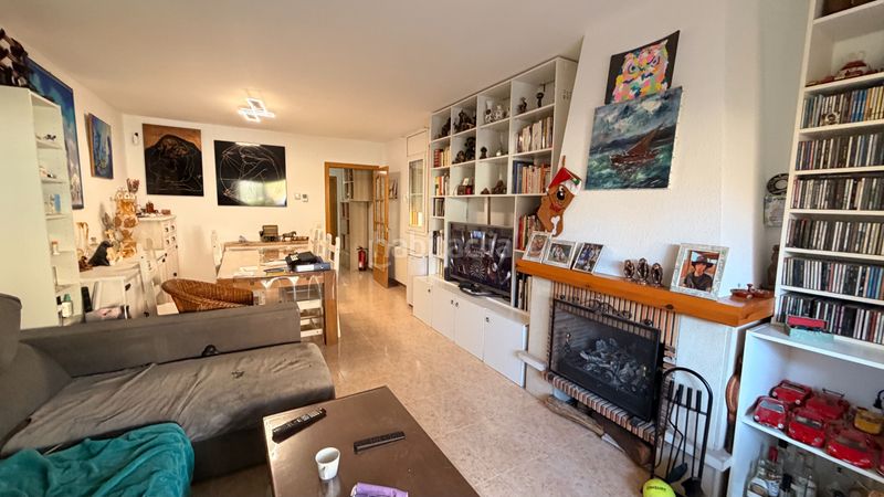 Foto 763c61ff-a437-4520-b181-ac8b919f4728. Casa aparellada amb aparcament a Altafulla