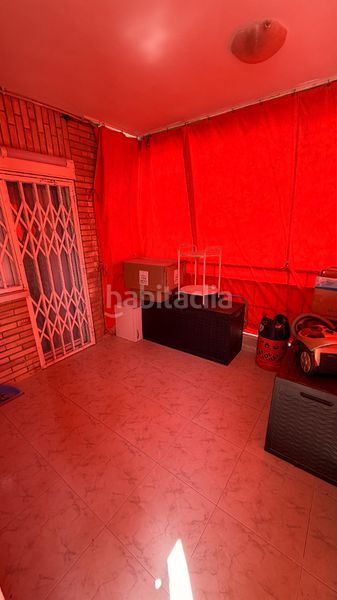 Foto b66a0d0d-aa9d-4705-a256-c05727836b62. Pis amb xemeneia calefacció aparcament a La Pineda Vila-seca