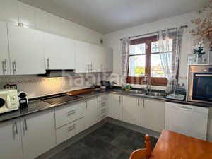 Foto 16c8e23b-6173-4645-b4ca-3f96e72ef3d0. Xalet amb xemeneia calefacció aparcament a Altafulla