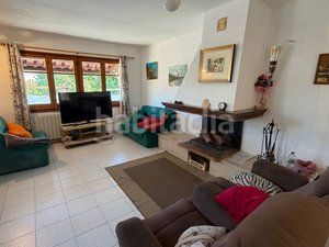Foto d33e3287-de5b-44e5-9863-e3ac25e2fcff. Xalet amb xemeneia calefacció aparcament a Altafulla