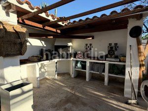Foto f1dd9d55-fb53-4f7c-b28e-2e5819cc5438. Xalet amb xemeneia calefacció aparcament a Altafulla