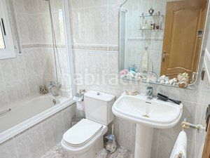 Foto ad8aa765-447c-4d52-84c1-78d0c2ccb0b5. Xalet amb aparcament piscina a Catllar (El)