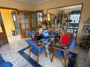 Foto f44ef105-5ebe-483b-925f-6f3e1e7c873d. Xalet amb aparcament piscina a Catllar (El)
