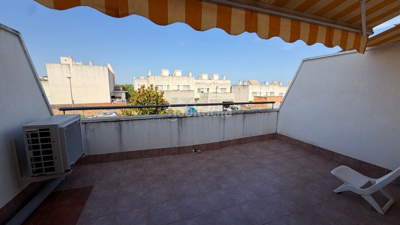 Foto c2a6bfdc-2eac-40c6-a4e4-da9dd8d8abfb. Casa adossada amb aparcament piscina a Creixell