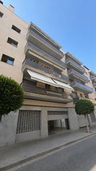 Geschäftsraum in Centre. Local en venta y alquiler con opción a venta en torredembarra