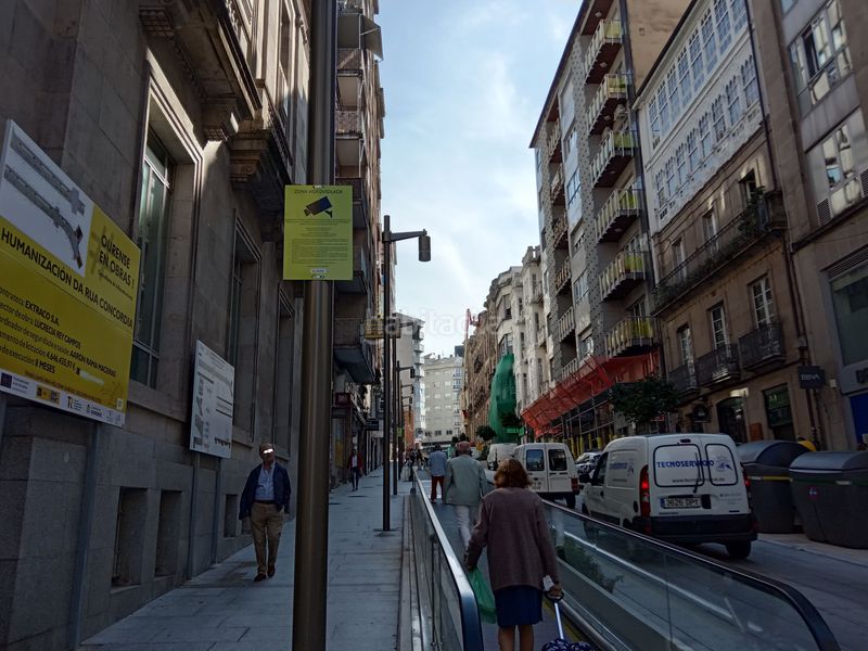 Foto 633e5736-201a-4413-8b58-9069c762c930. Lloguer local comercial a Centro Ourense