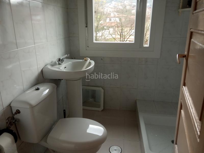 Foto af6fc8ad-3779-4b0a-825f-72d5377b4068. Piso en As Lagoas Ourense
