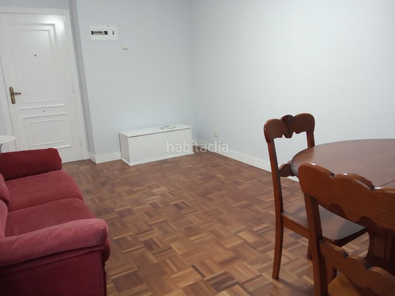 Foto 0c69cfd7-4467-4b10-a470-917a537dcbc5. Rent flat with heating parking in Centro Ourense