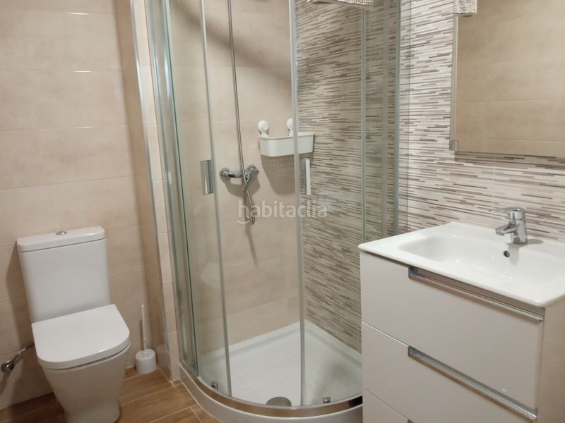 Foto c4b3f041-b012-4173-9ed5-dca74ef24c7e. Rent flat with heating in Centro Ourense