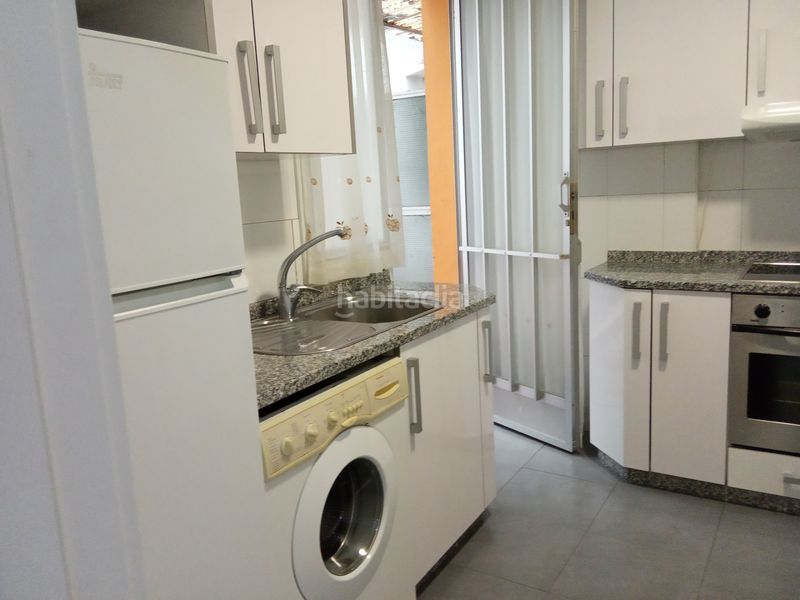Foto db67ea14-9a33-40e8-a023-92652e3f09b2. Rent flat with heating in Centro Ourense