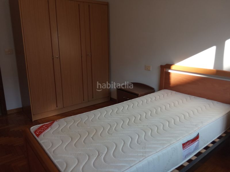Foto c75ffa9f-5c51-4a2f-92a7-b3a2a6b0dcf2. Location appartement avec chauffage dans Universidad Ourense