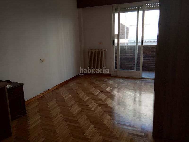 Foto d36c2b09-1045-490d-8109-6807d0964afd. Location appartement avec chauffage dans Universidad Ourense