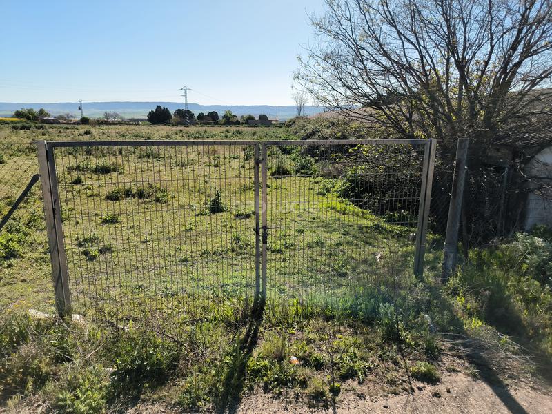 Foto 4c11a4ab-3f04-406c-8e25-4efeade3d3a1. Gewerbliches grundstück in Marchamalo